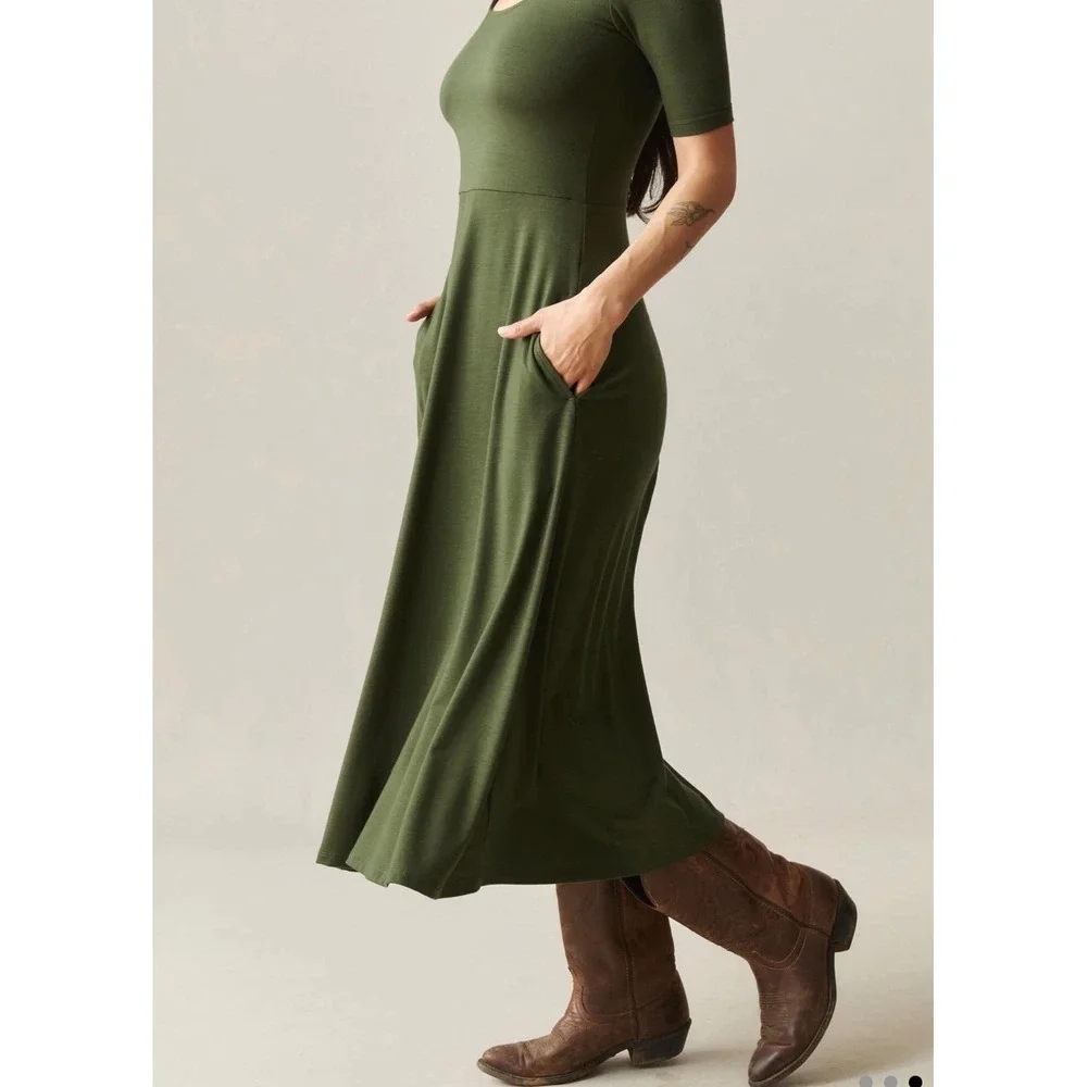 American Giant Olive Green Flex Fit & Flare Midi Dress Womens Size M USA Made - Picture 3 of 12